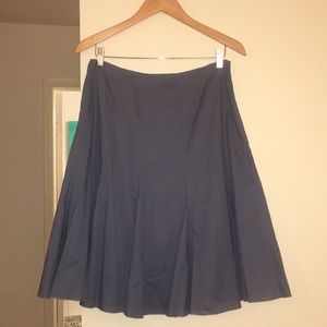 New York & Company Gray A-line midi skirt, size 6